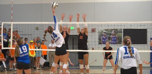 Bluejays Sweep Mustangs in West Point Volleyball Match