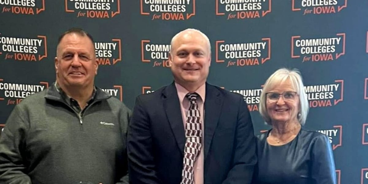Two Iowa Lakes Comm College instructors receive awards
