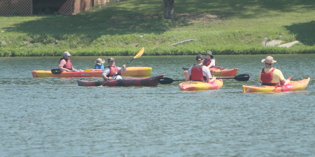 The Missouri National Recreational River is offering a free kayaking clinic this summer