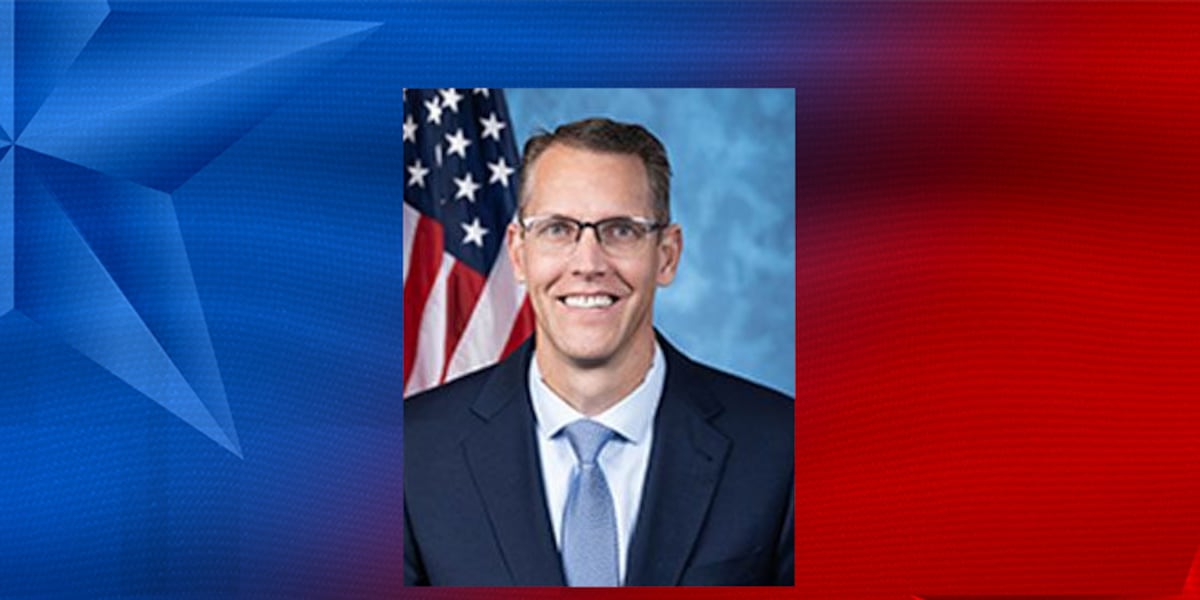 Congressman Randy Feenstra files to run for Iowa governor