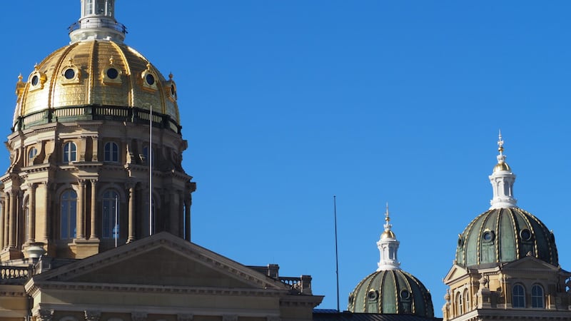 The Iowa State Capitol as seen Jan. 9, 2026. (Photo by Robin Opsahl/Iowa Capital Dispatch)