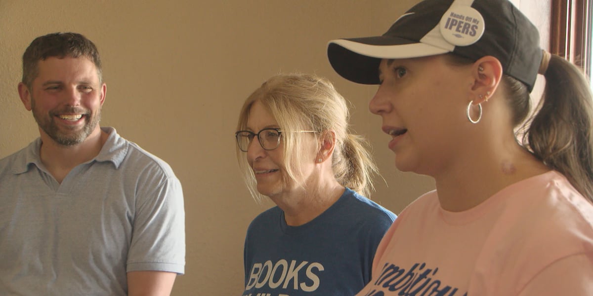 Iowa Attorney General Candidate in Sioux City helping with local canvassing event