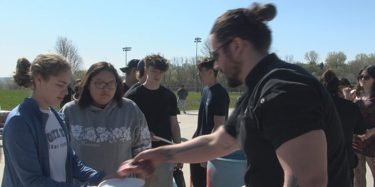 Prostart Class North High School’s ProStart class gets hands-on experience with ...