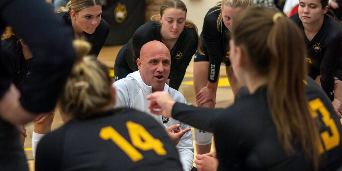 Coaches Corner: Wayne State Volleyball
